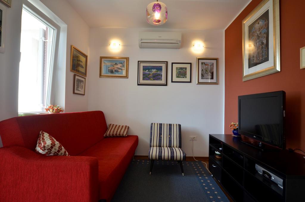 Apartment Borik Alma Ровинь Экстерьер фото